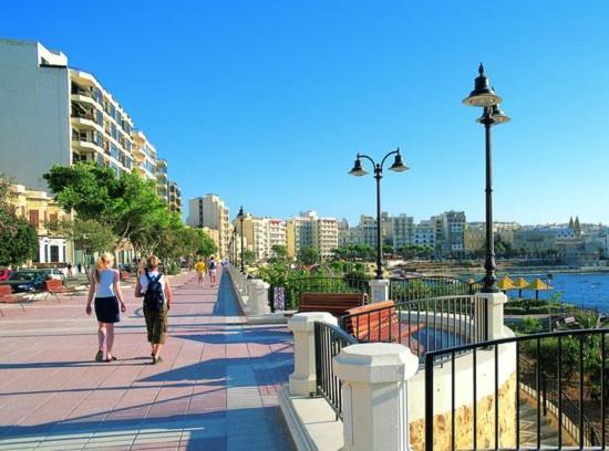 Deluxe Apartment With Valletta And Harbour Views สลีมา ภายนอก รูปภาพ